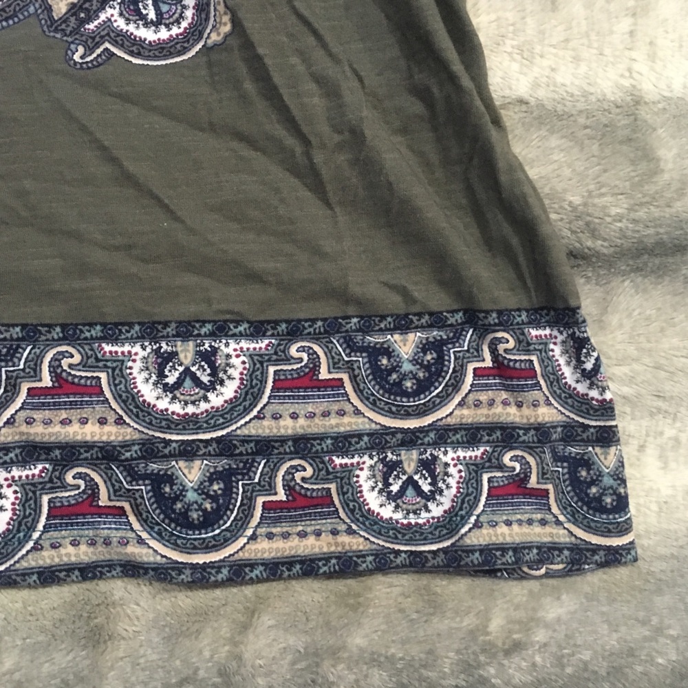 Anthropologie Akemi + Kin Gray Bowknot Tee - Picture 3 of 7